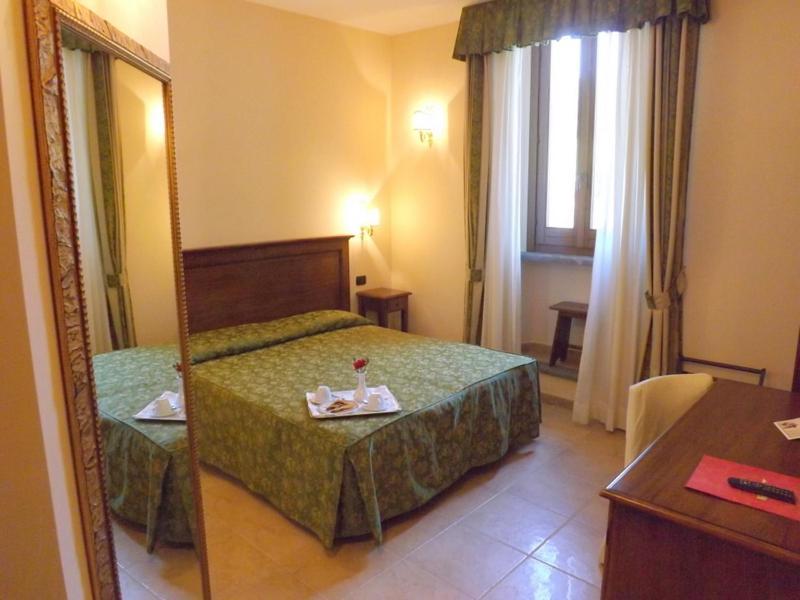 Relais Il Postiglione - Antica Posta Dei Chigi Hotell Campagnano Di Roma Rom bilde