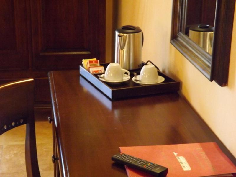 Relais Il Postiglione - Antica Posta Dei Chigi Hotell Campagnano Di Roma Rom bilde